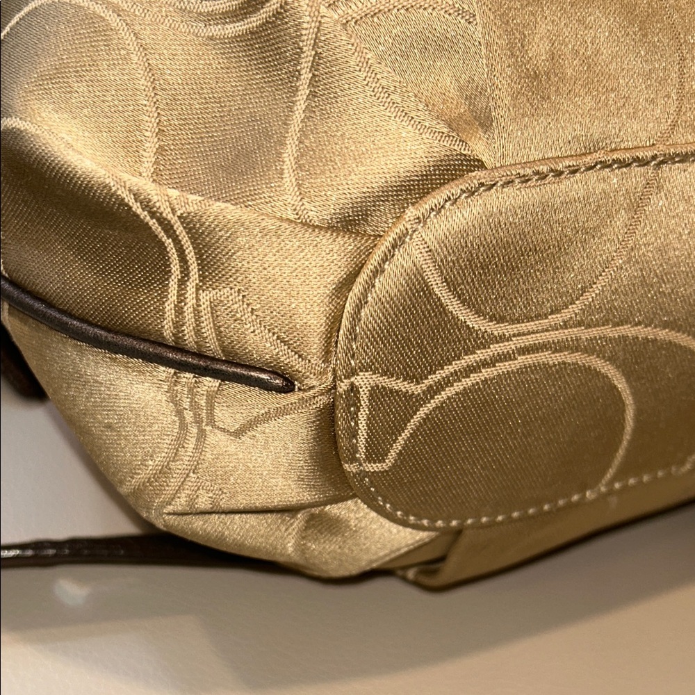 Coach Mia Convertable Shoulder Bag - Picture 7 of 16